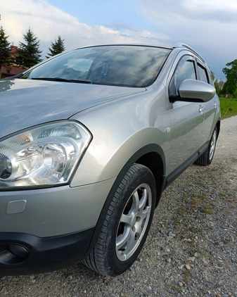 Nissan Qashqai+2 cena 30000 przebieg: 265000, rok produkcji 2009 z Rzeszów małe 232